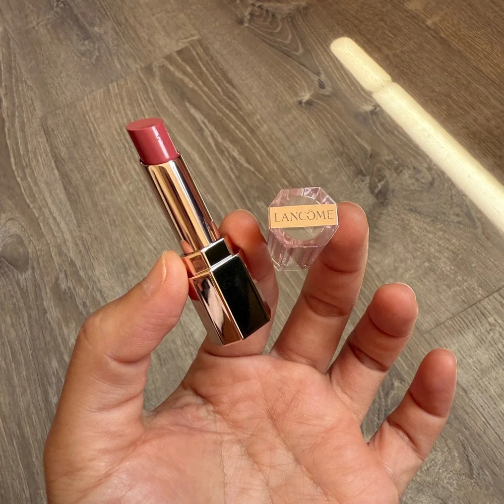 💄 Lancôme Lip Idôle Squalane-12 Butterglow Hydrating Lip Balm – Mini Size 💄
